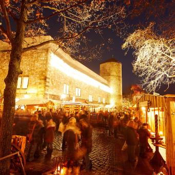 Christmas-market-in-the-historic-old-town-of-Hannover